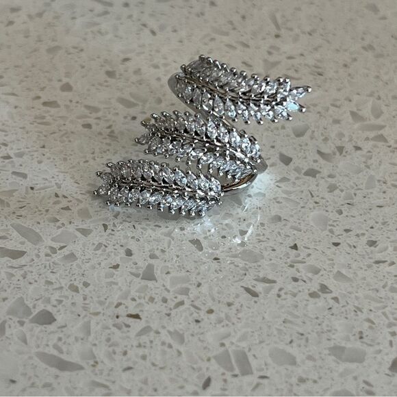 Cubic Zirconia Leaf Shaped Open Ring - Picture 6 of 13